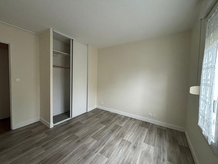 Location Appartement 2 pièces 49m² - Photo 4