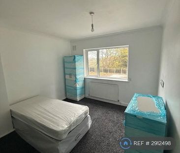 4 bedroom detached house to rent - Photo 1