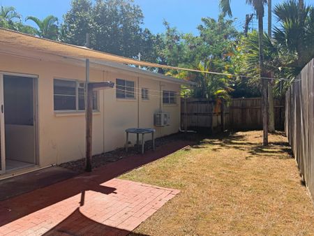 1/25 Pecten Avenue, Port Douglas QLD - Photo 3
