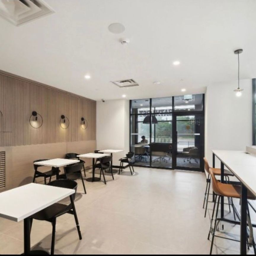 For Lease - 8 Beverley Glen Boulevard Unit# D112, Vaughan, Ontario - Photo 1