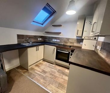 Cowbridge Road East, Cardiff, Canton - Photo 1