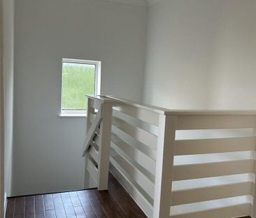 3 bedroom end of terrace house to rent - Photo 4