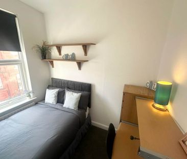 Vicarage Street (room 2), Kirkstall, Leeds - Photo 5