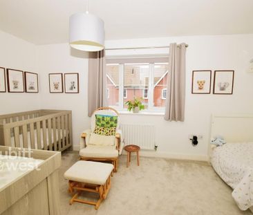 2 bedroom semi-detached house to rent - Photo 5