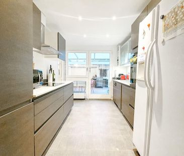 Exclusivity - 4 bedroom detached villa - close to Ecole Moser and E... - Photo 5