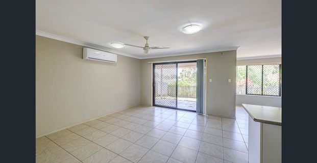 4 Bedroom Family Home! - Photo 1