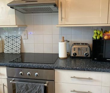2 Bed Terraced House, Tack Mews, SE4 - Photo 6