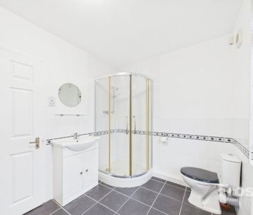 Royston Way, Slough, Berkshire,SL1 - Photo 3