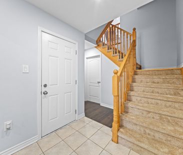 For Lease - 98 Bannister Crescent, Brampton, Ontario - Photo 5