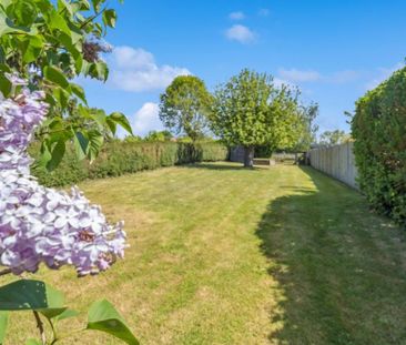4 bedroom semi-detached house to rent - Photo 2