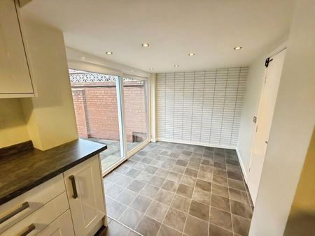 Rowan Close, Lichfield, WS13 - Photo 3