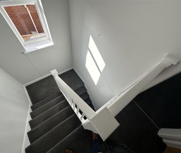 3 bedroom detached house to rent - Photo 4