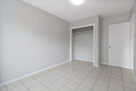 380 Frank Street - 5 - Photo 2