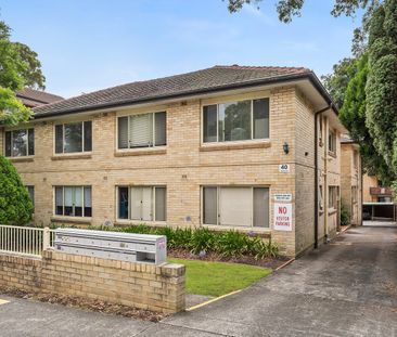 Sunny Top Floor Unit - Photo 5