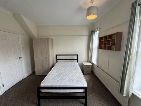 Siward Street, Hull Road - P2088 - Photo 2