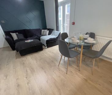 7 bedroom terraced house to rent - Photo 2