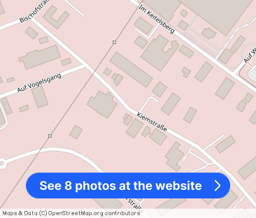 Moderne Galeriewohnung mit Einbauküche und Carport-Stellplatz - Photo 1