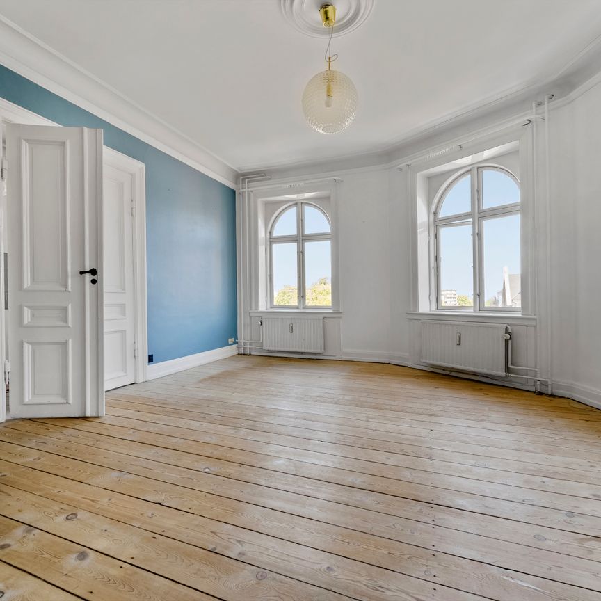 Fantastisk lejlighed i hjertet af Nørrebro med flot udsigt over Sankt Hans Torv - Photo 1