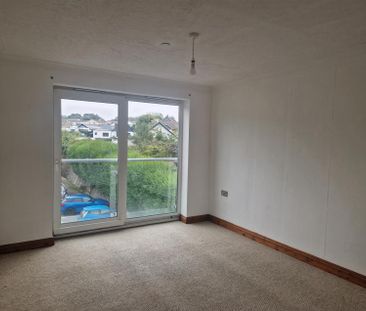 Dowr Close, Launceston - Photo 1