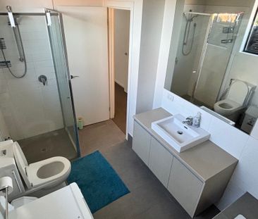 Clayton South - Photo 5