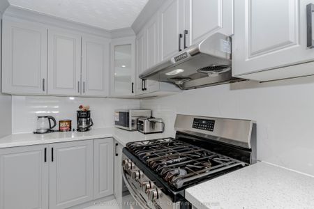 For Lease - 215 Jeffcoat Drive, Toronto, Ontario - Photo 4