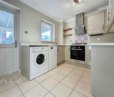 2 bedroom end of terrace house to rent - Photo 6