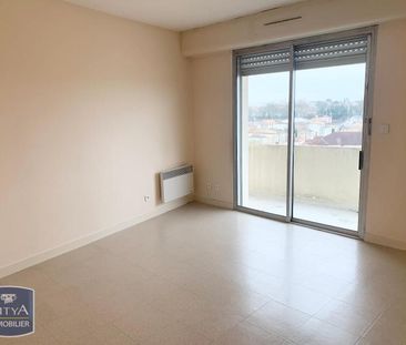 Location Appartement 2 pièces 42m² NIORT 79000 - Photo 4