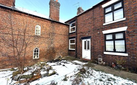 Church Street, Audley, Stoke-On-Trent - Photo 2