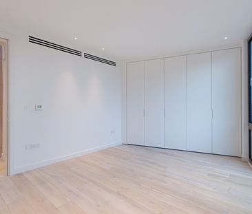 2 Bedroom Penthouse, Gensurco House, Rosebery Avenue, Clerkenwell EC1R - Photo 5