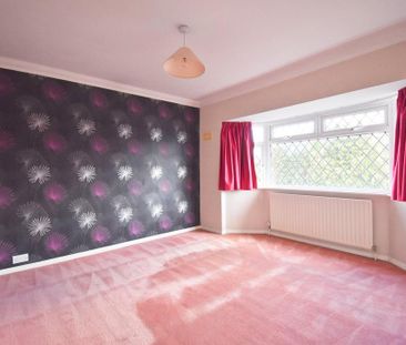 4 bedroom semi-detached house to rent - Photo 6