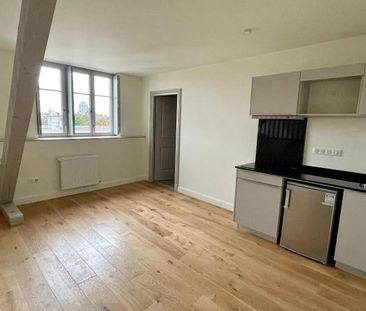 Location Appartement 1 pièce 38m² MULHOUSE 68200 - Photo 3