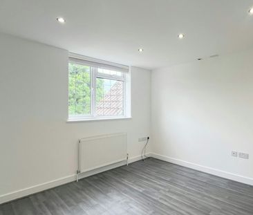 Flat to rent on - Photo 6