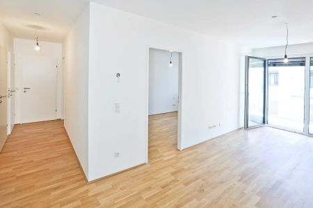 Wohngenuss pur: Stilvolle 3-Zimmer-Wohnung mit Loggia Einbauküche | Stockerau - Photo 2