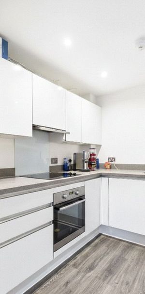 Kidwells Close, Berkshire Kidwells Close, Berkshire - Photo 1