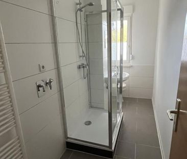 Renovated 3-room apartment - Photo 1