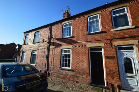 3 bedroom terraced house to rent - Photo 5