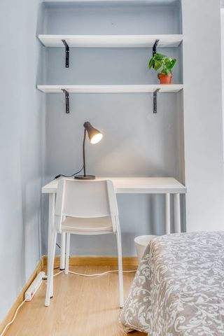 Carrer Jerónima Galés, Valencia, Valencian Community 46017 - Photo 4