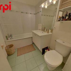 Location Appartement 2 pièces 43m² NANTEUIL LE HAUDOUIN 60440 - Photo 2