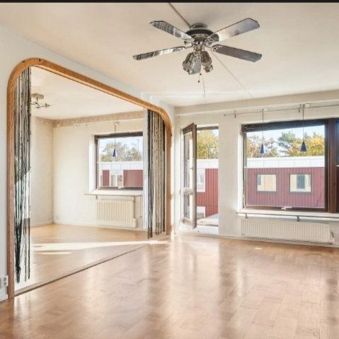 Vattentornsgatan, Angered - Photo 1