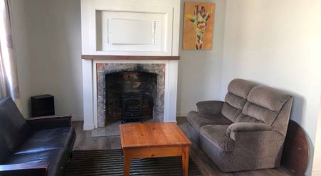 Room in shared accommodation! - Photo 2