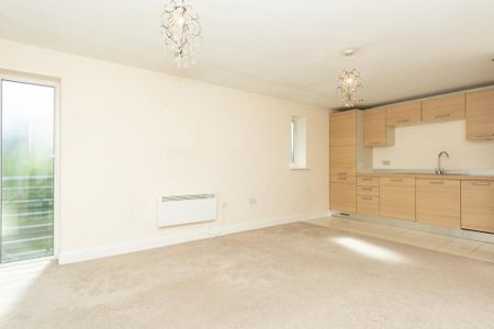 2 bedroom flat to rent - Photo 5