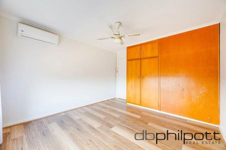 “RENOVATED 2 BEDROOM UNIT IN MARDEN” - Photo 4