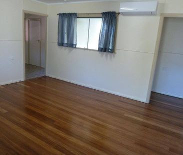 COZY 2 BEDROOM HOME - Photo 6