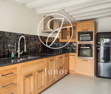 Maison • Centre Ville - Photo 3