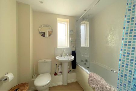 2 bedroom apartment to rent - Photo 5