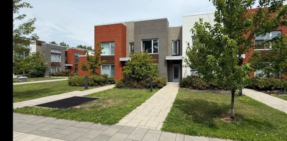 Maison de ville à louer - Longueuil - Photo 2