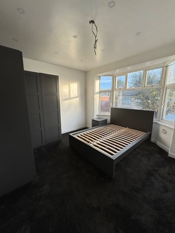 3 Bed Flat, Coventry, CV3 - Photo 3