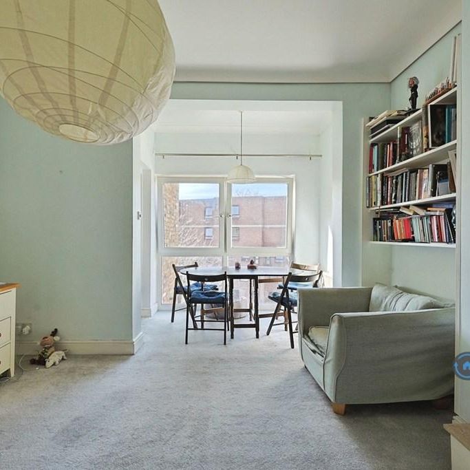 2 bedroom flat to rent - Photo 1