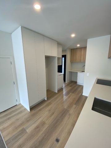 16 Te ara O Ralph Olsen, Wainuiomata - Photo 4