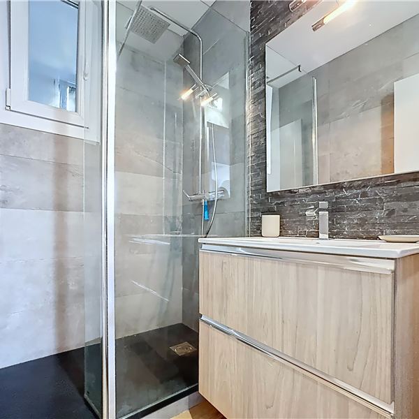 3 pièces - Meublé - 71,17 m² - 7ème étage - Colocation non autorisée - Photo 1